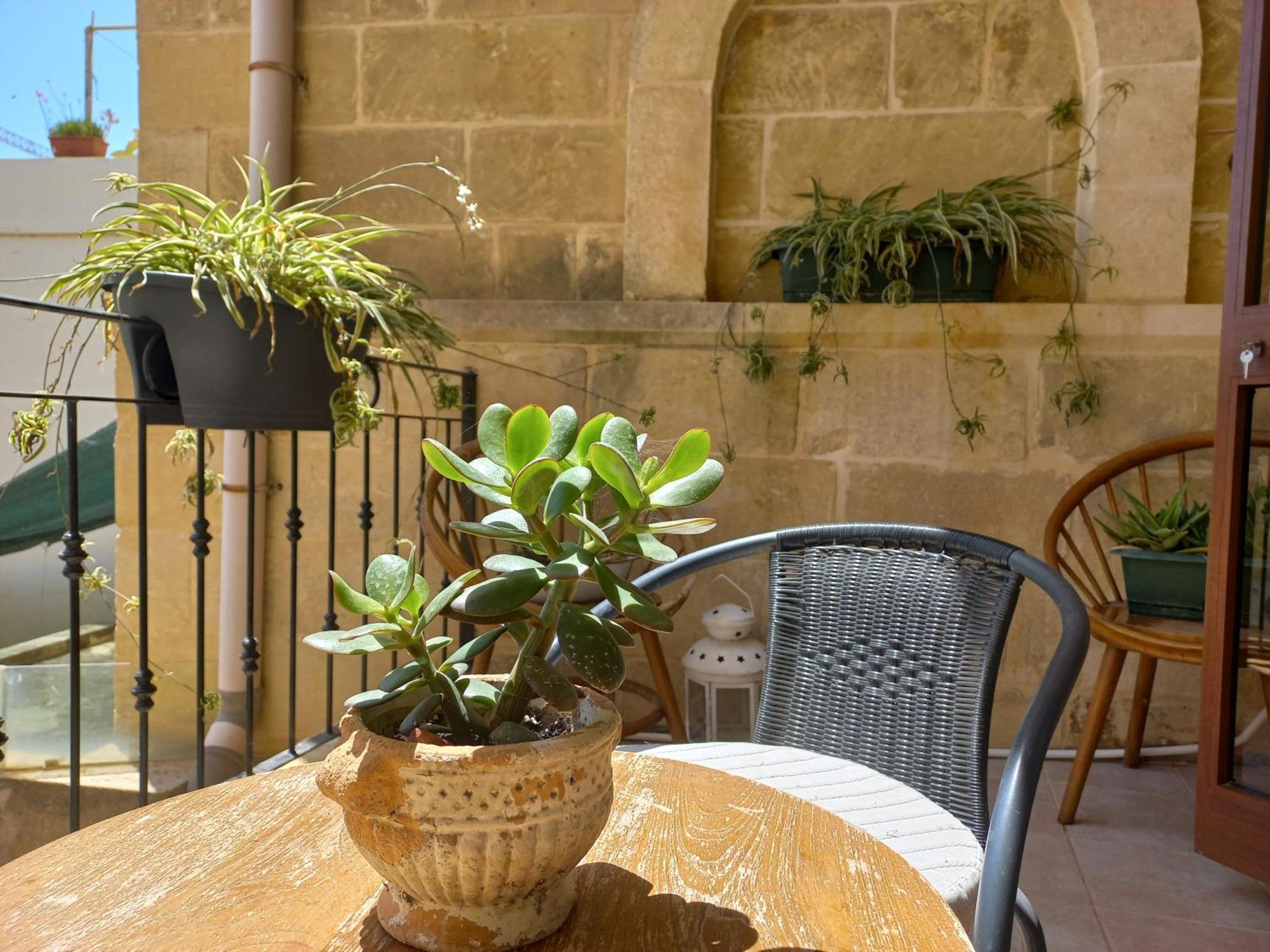 Laremi Gozo B&B Nadur Exterior photo